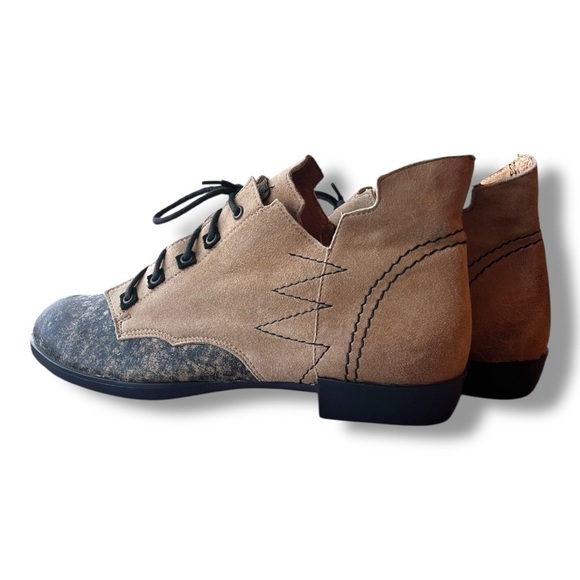 Maciejka Boho Tan/Gray Genuine Suede Leather Lace Up Chukka Ankle Boots NEW Sz 9 - Picture 12 of 14